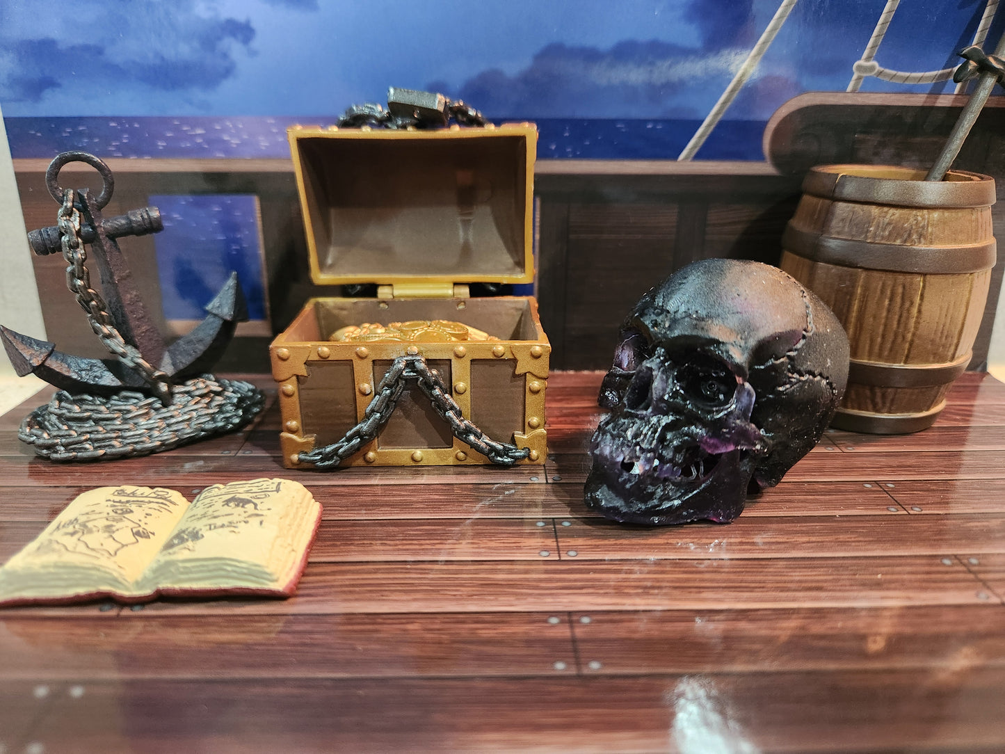 Skull Resin Figure - Black