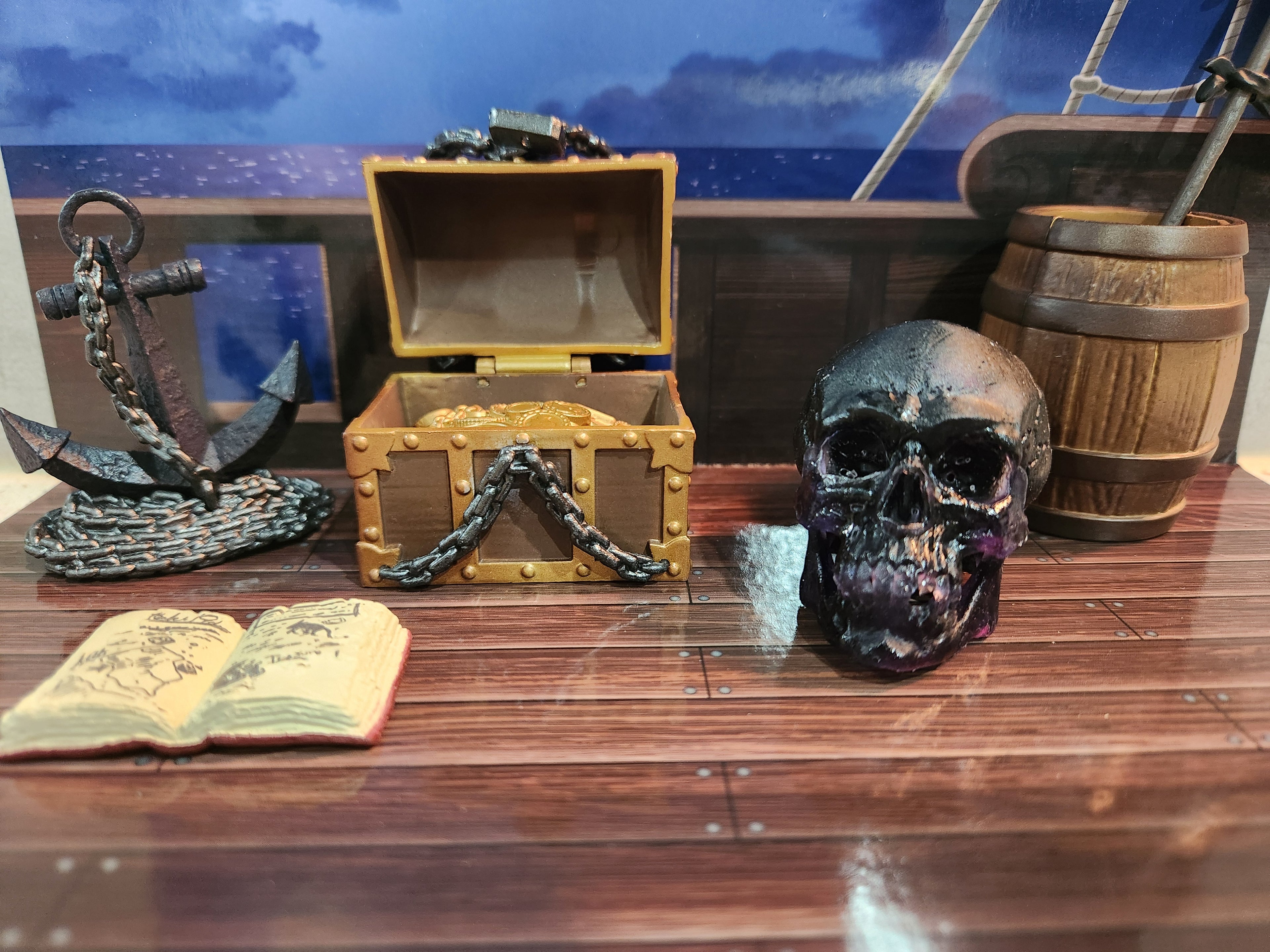 Skull Resin Figure - Black