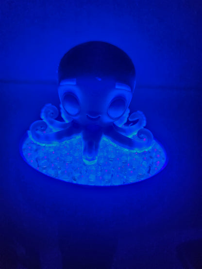 Septopus Resin Figure - Black